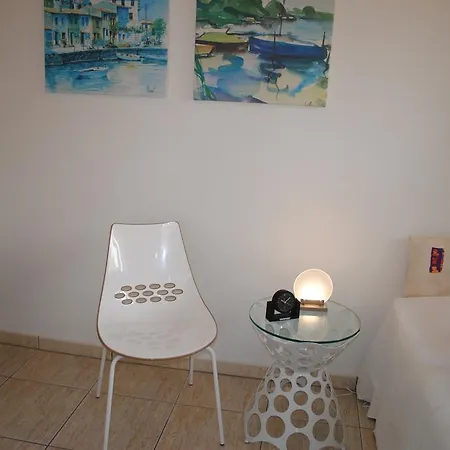 Panorama-meerblick In Der Atlantic Mit Strandkorb Am Lägenhet Binz